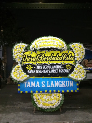Papan Bunga Duka di Tanjung Barat